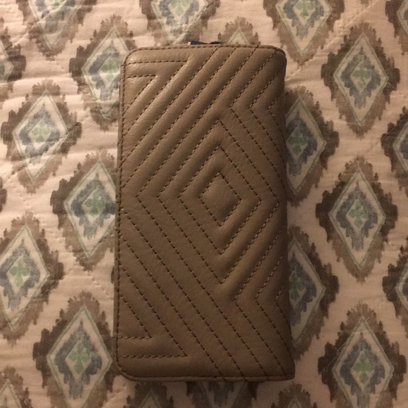 Rebecca Minkoff Taupe Wallet - Picture 5 of 5